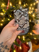 Load image into Gallery viewer, Snake Skin Keychain Card Holder