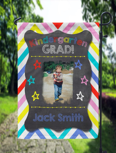 Kindergarten Grad Garden Flag